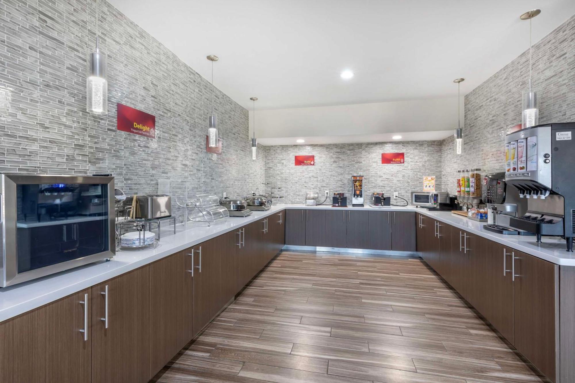 Best Western Plus Mansfield Inn And Suites Екстериор снимка